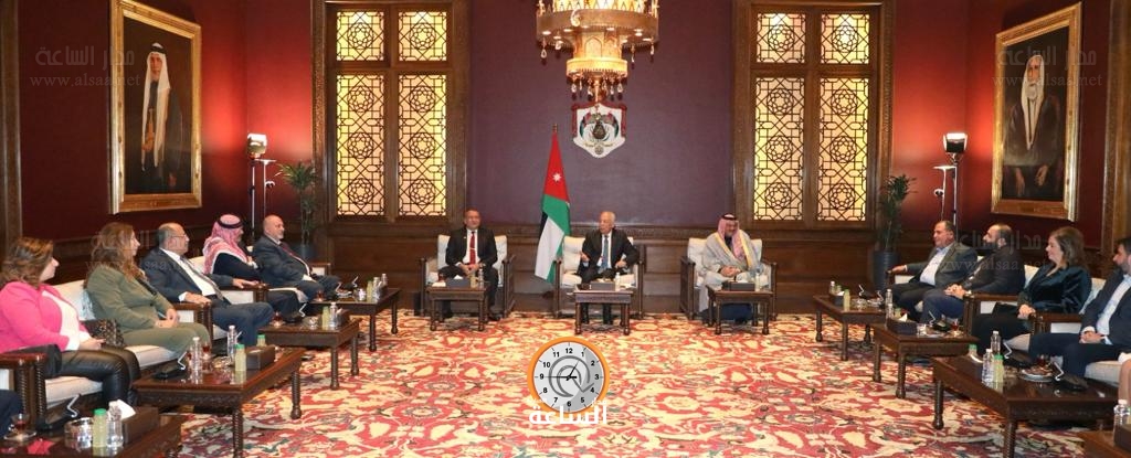 Madar Al-Saa Images 0.30406990053944805