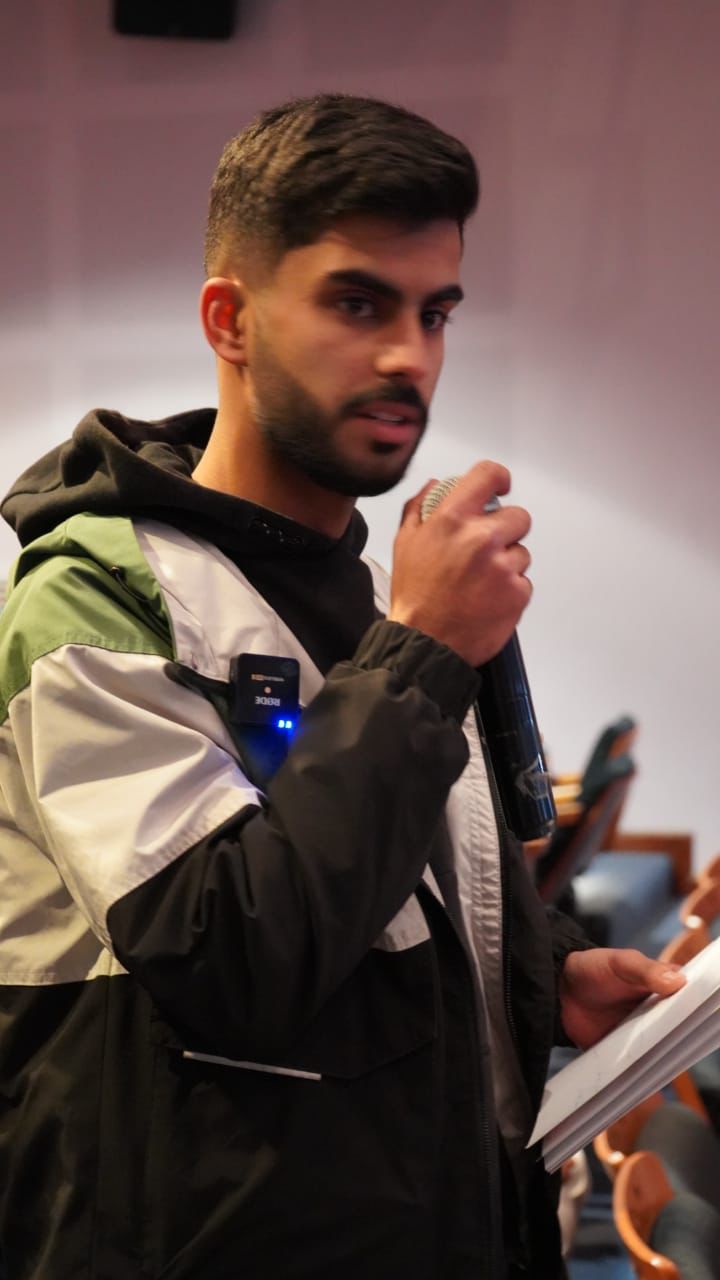 Madar Al-Saa Images 0.7400914956297935