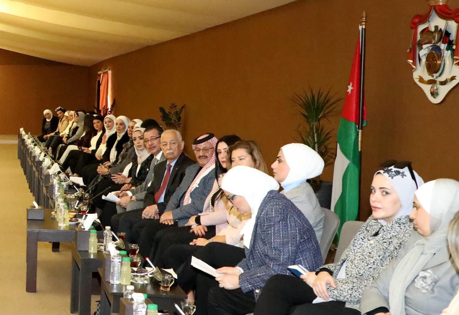 Madar Al-Saa Images 0.852055681623269