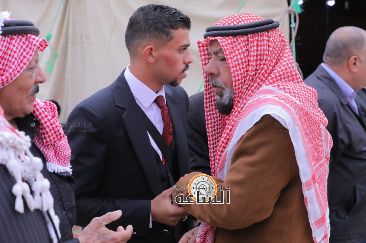 Madar Al-Saa Images 0.48389037389346434