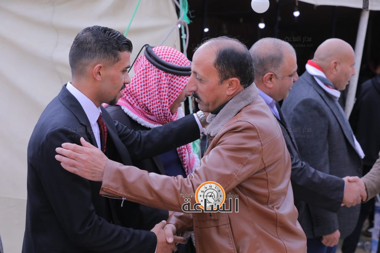 Madar Al-Saa Images 0.4370284139706173