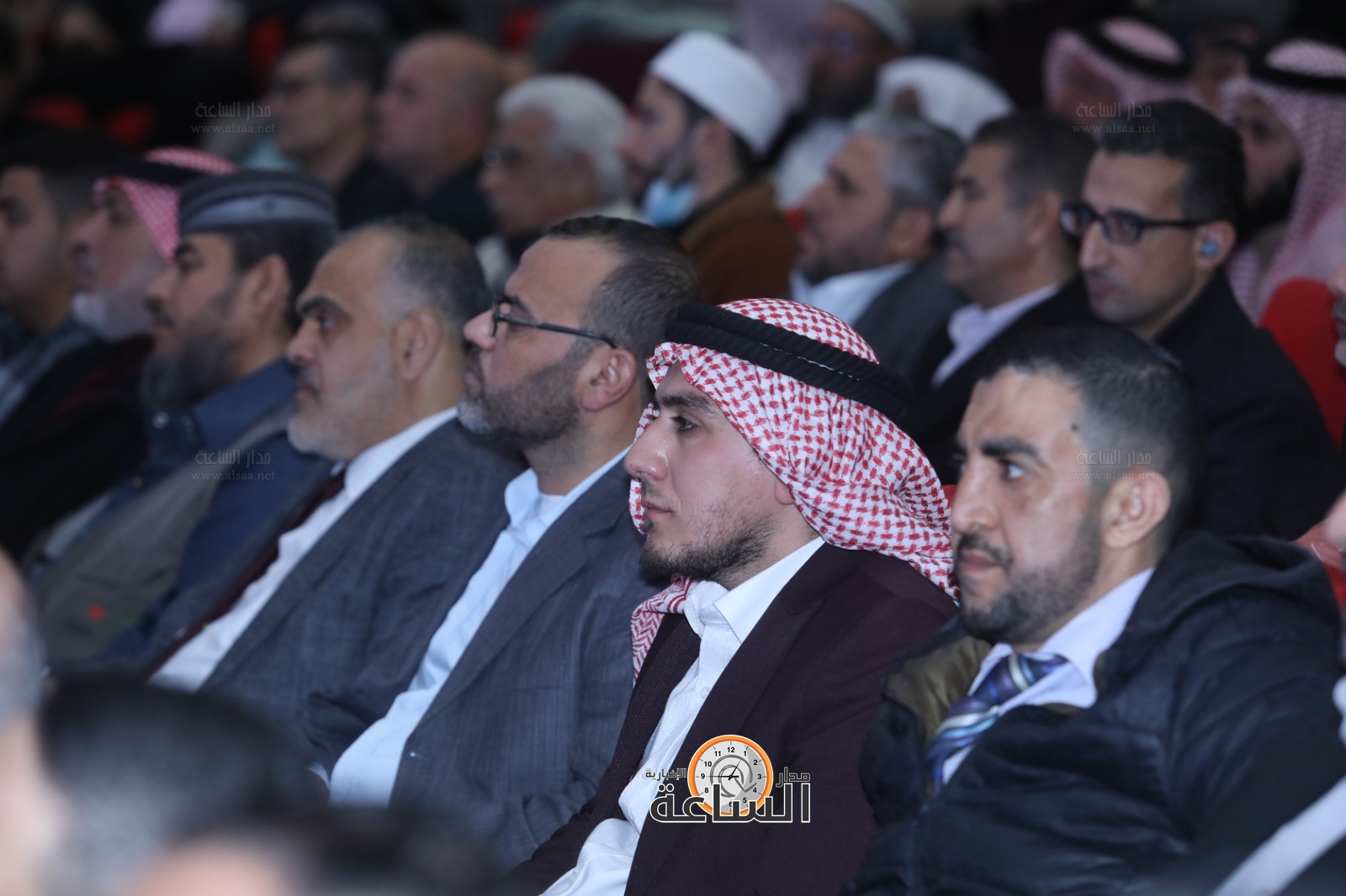 Madar Al-Saa Images 0.8872281379040796