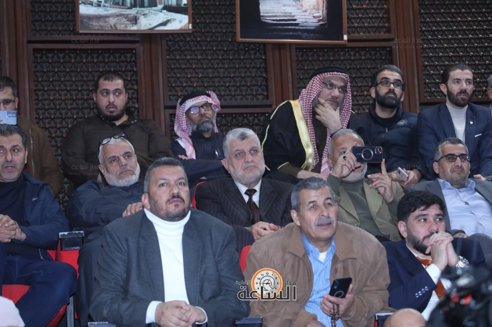 Madar Al-Saa Images 0.39390176816529143