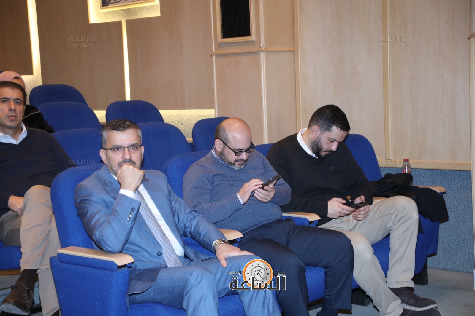 Madar Al-Saa Images 0.3176992484648822