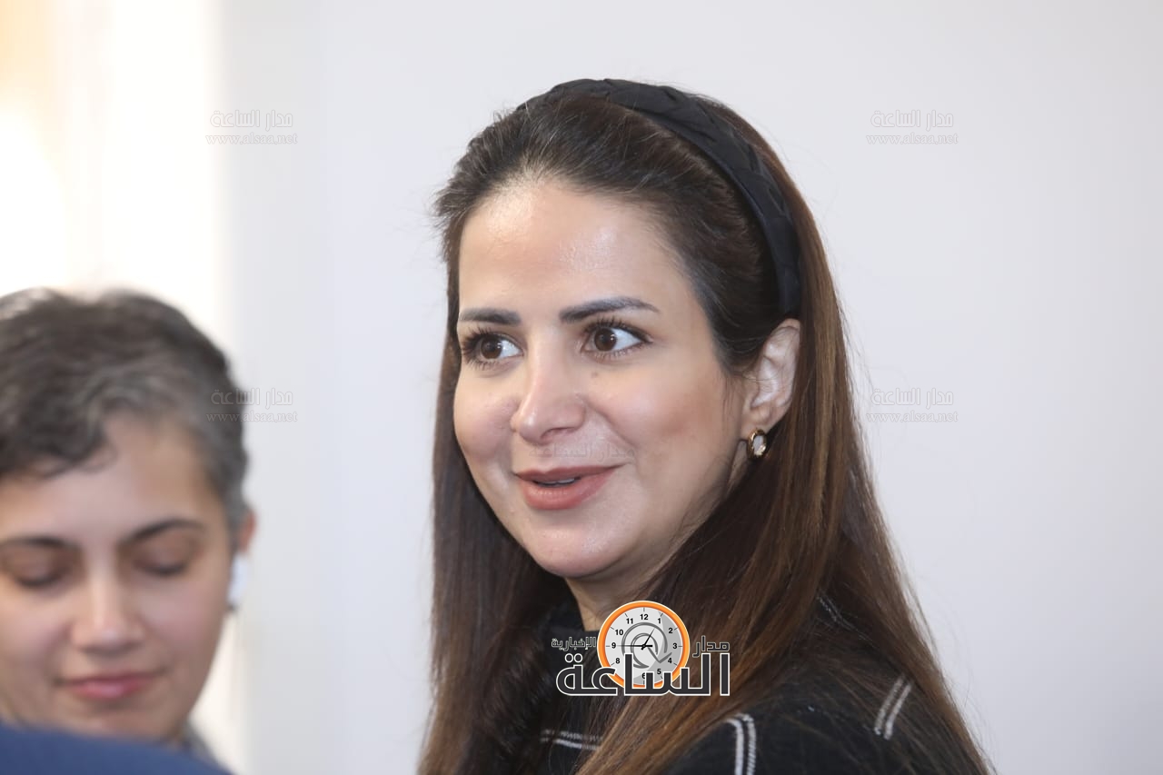 Madar Al-Saa Images 0.5599183864405599