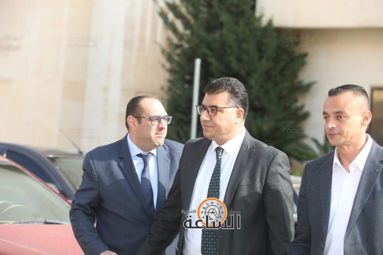 Madar Al-Saa Images 0.7488236696781201