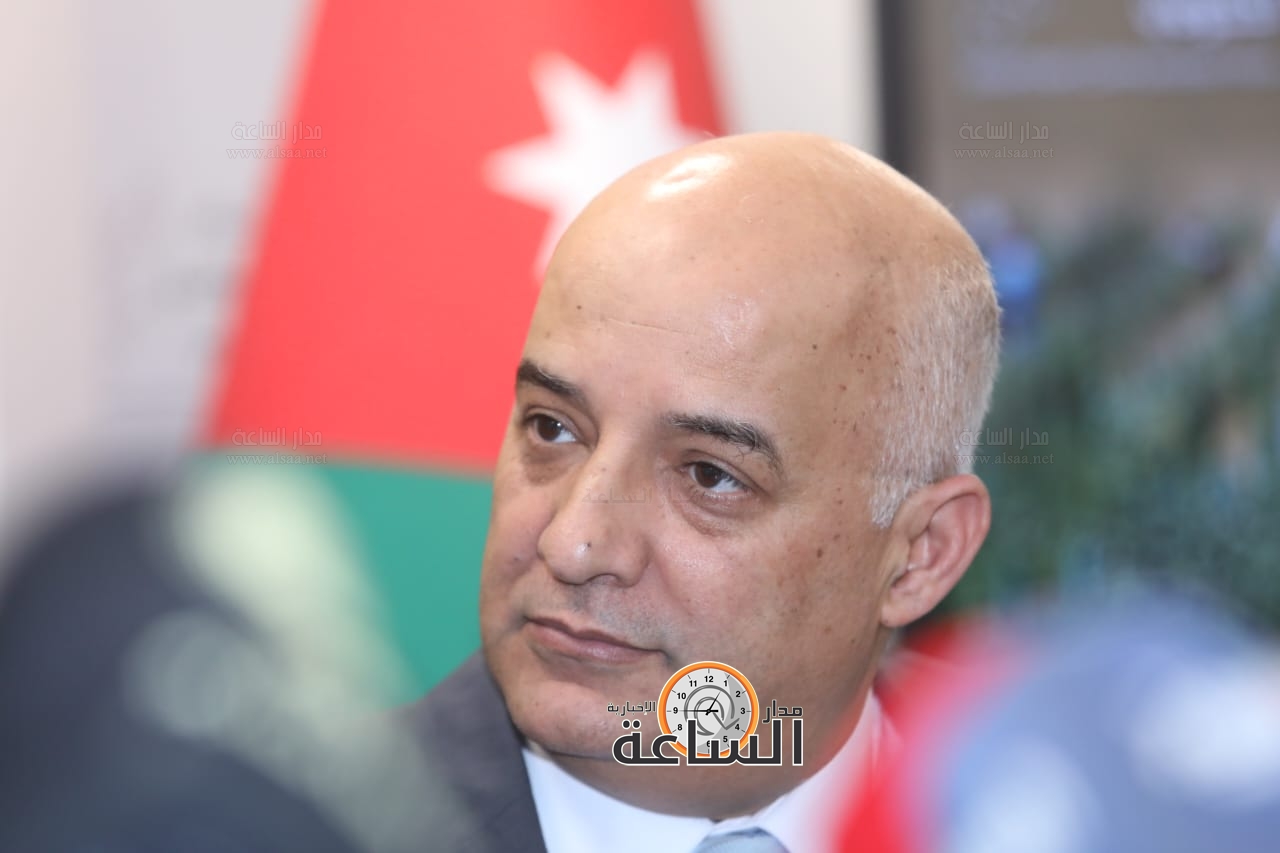 Madar Al-Saa Images 0.6452155027715625