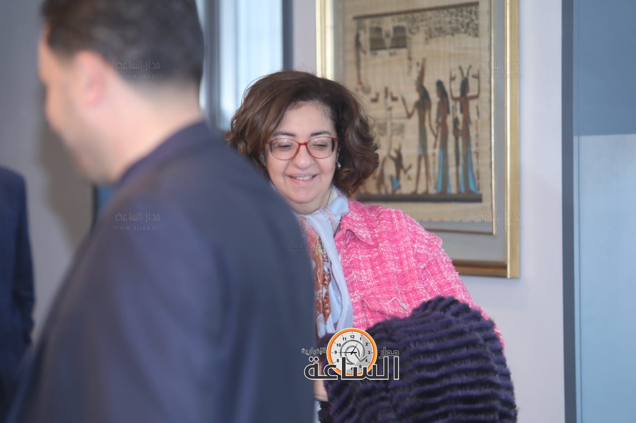 Madar Al-Saa Images 0.21055393577279968