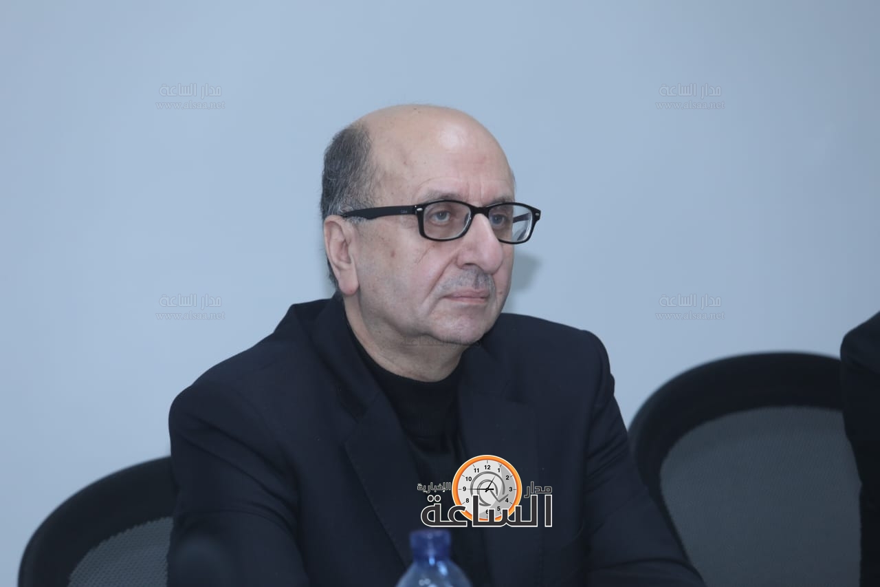 Madar Al-Saa Images 0.46116376333263287