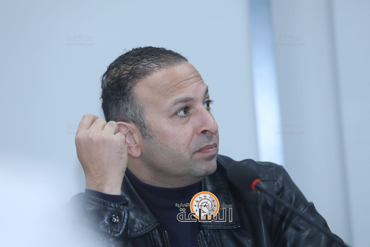 Madar Al-Saa Images 0.004771524623841561