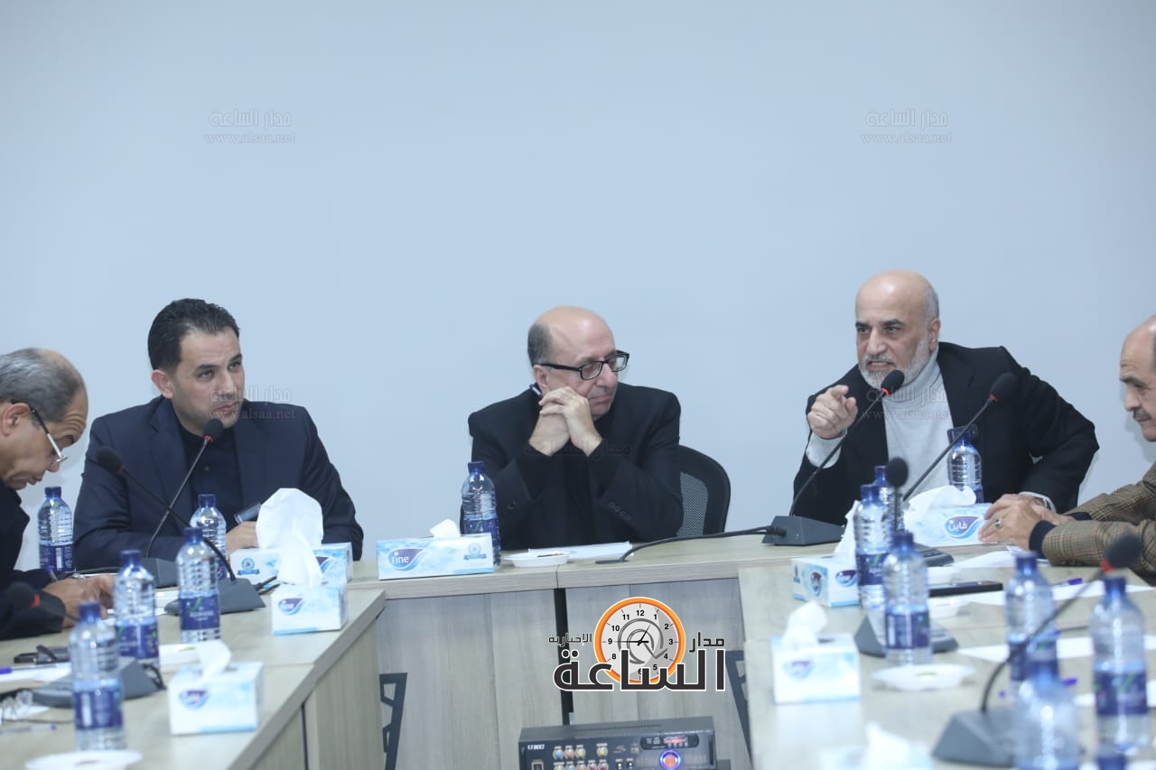 Madar Al-Saa Images 0.7428220728238404