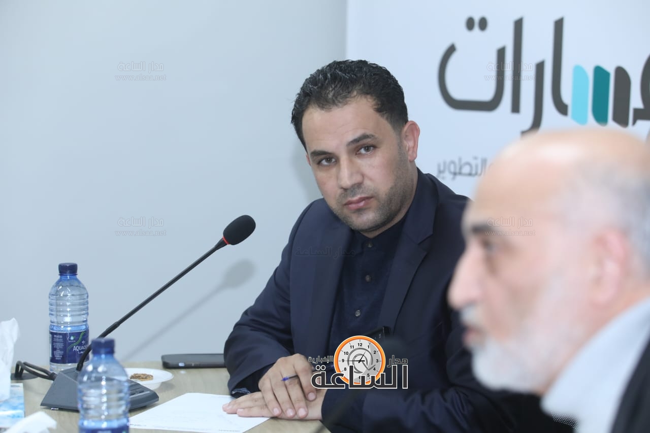 Madar Al-Saa Images 0.8599867331625082