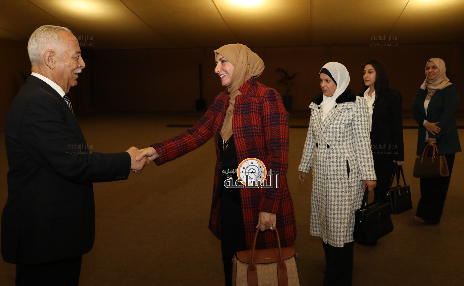 Madar Al-Saa Images 0.5363810729707306