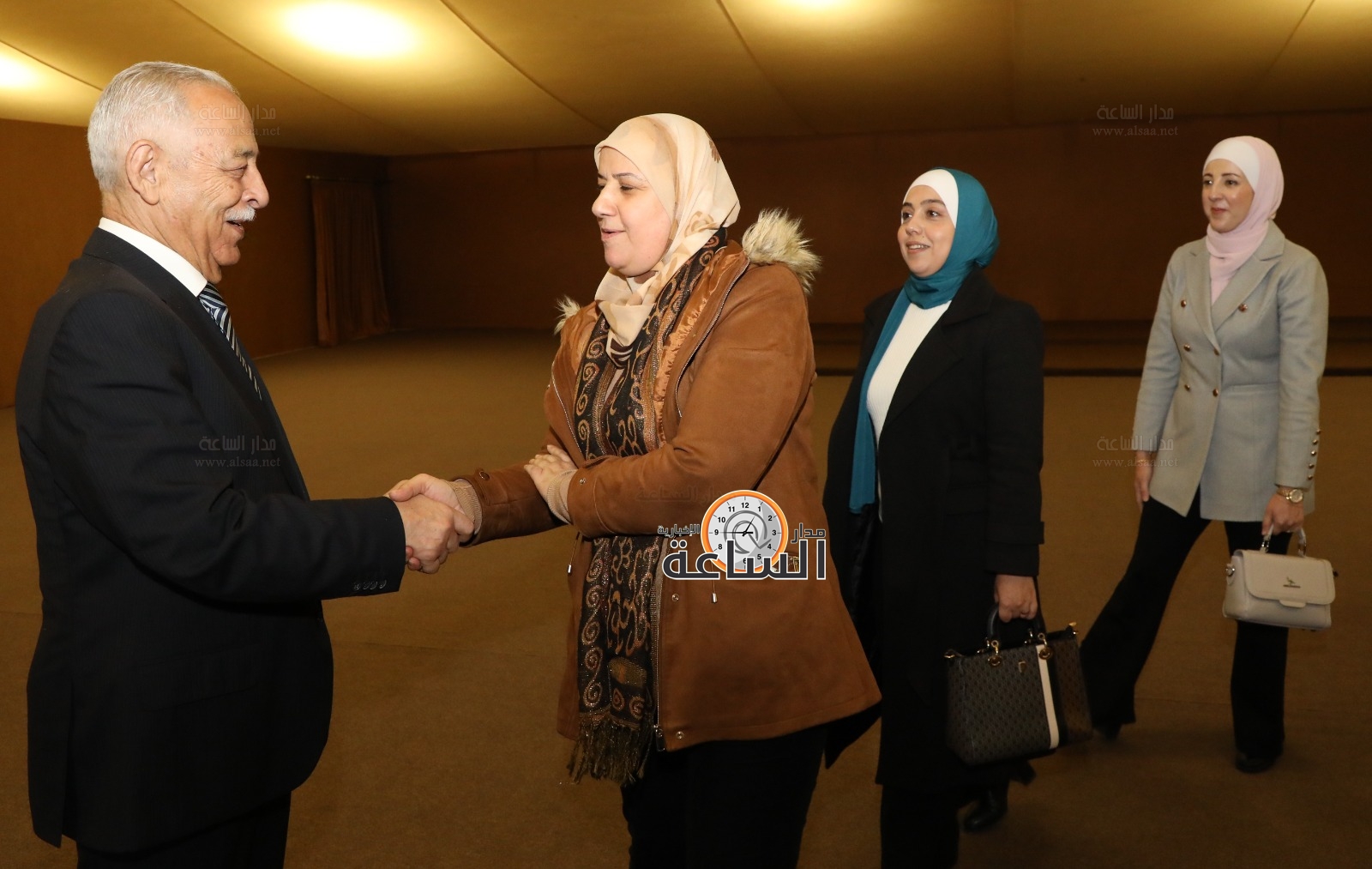 Madar Al-Saa Images 0.6056465620334224