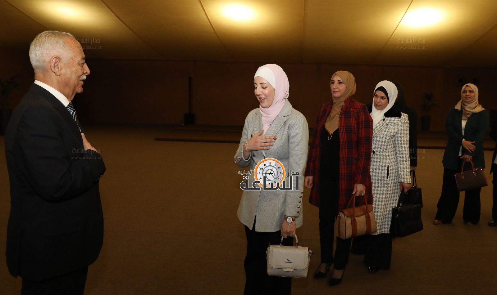 Madar Al-Saa Images 0.9261783916593243