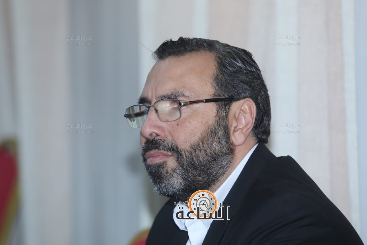 Madar Al-Saa Images 0.917998231033679