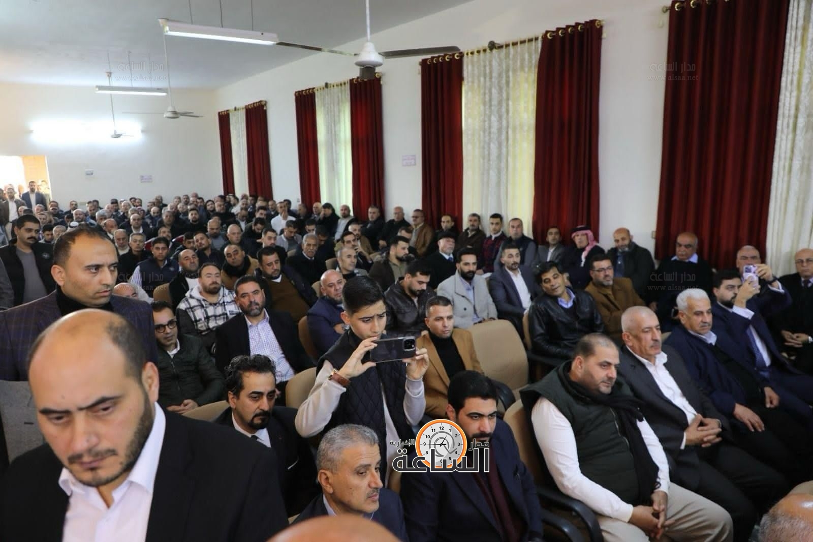 Madar Al-Saa Images 0.2686588571598183