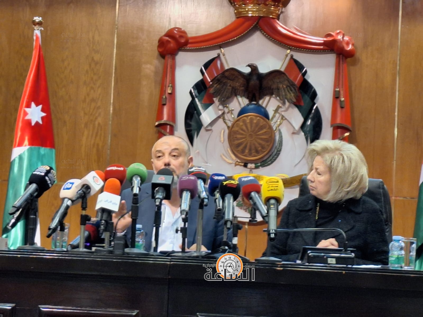 Madar Al-Saa Images 0.7224500324355426