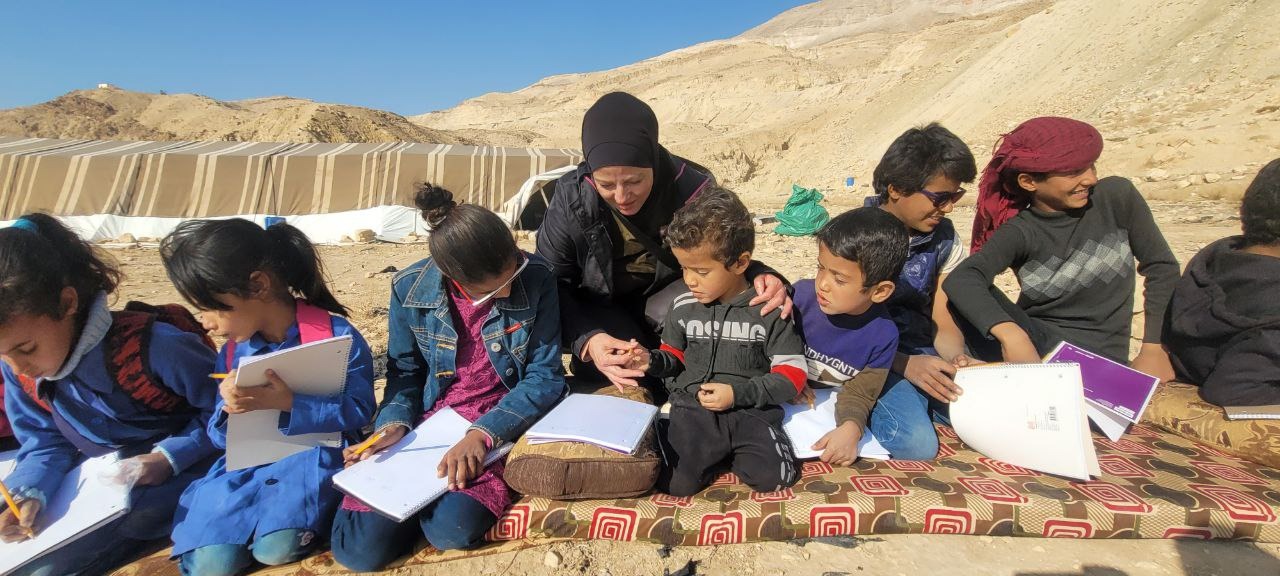 Madar Al-Saa Images 0.9945292617267703