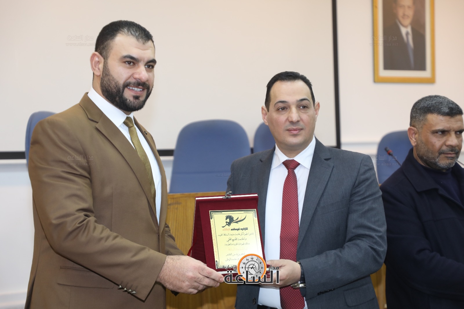 Madar Al-Saa Images 0.43873883936965496