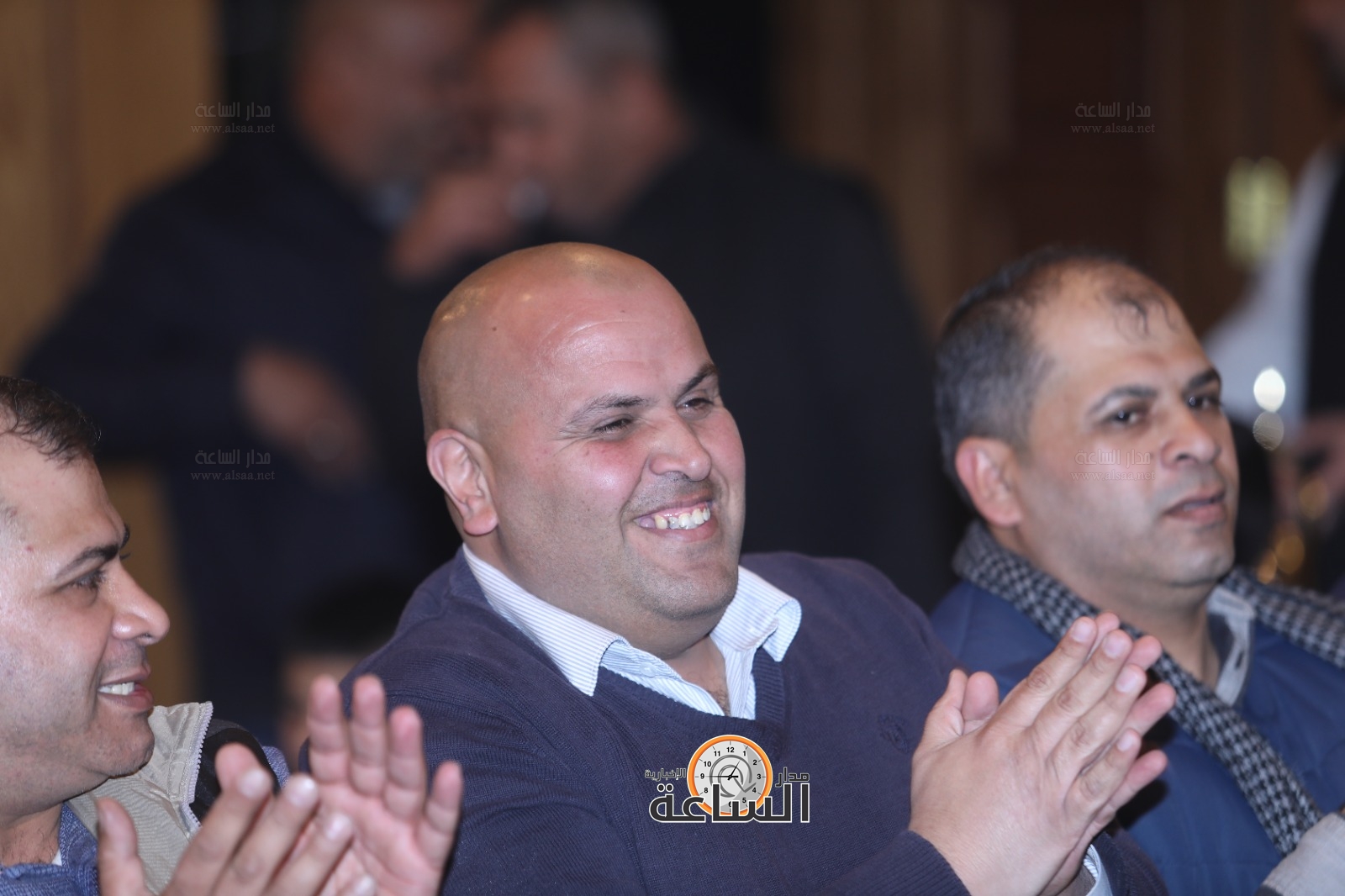 Madar Al-Saa Images 0.9356716384441284