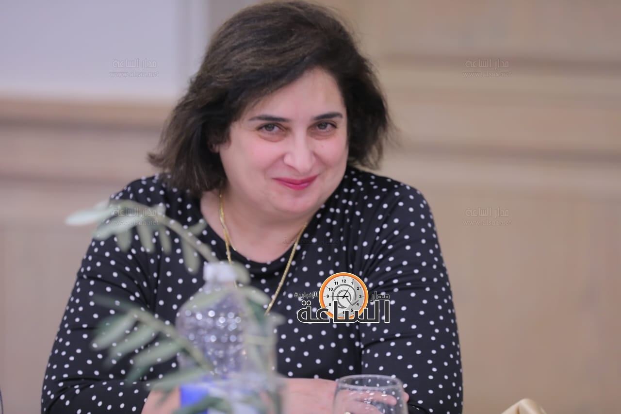 Madar Al-Saa Images 0.18697561162553034