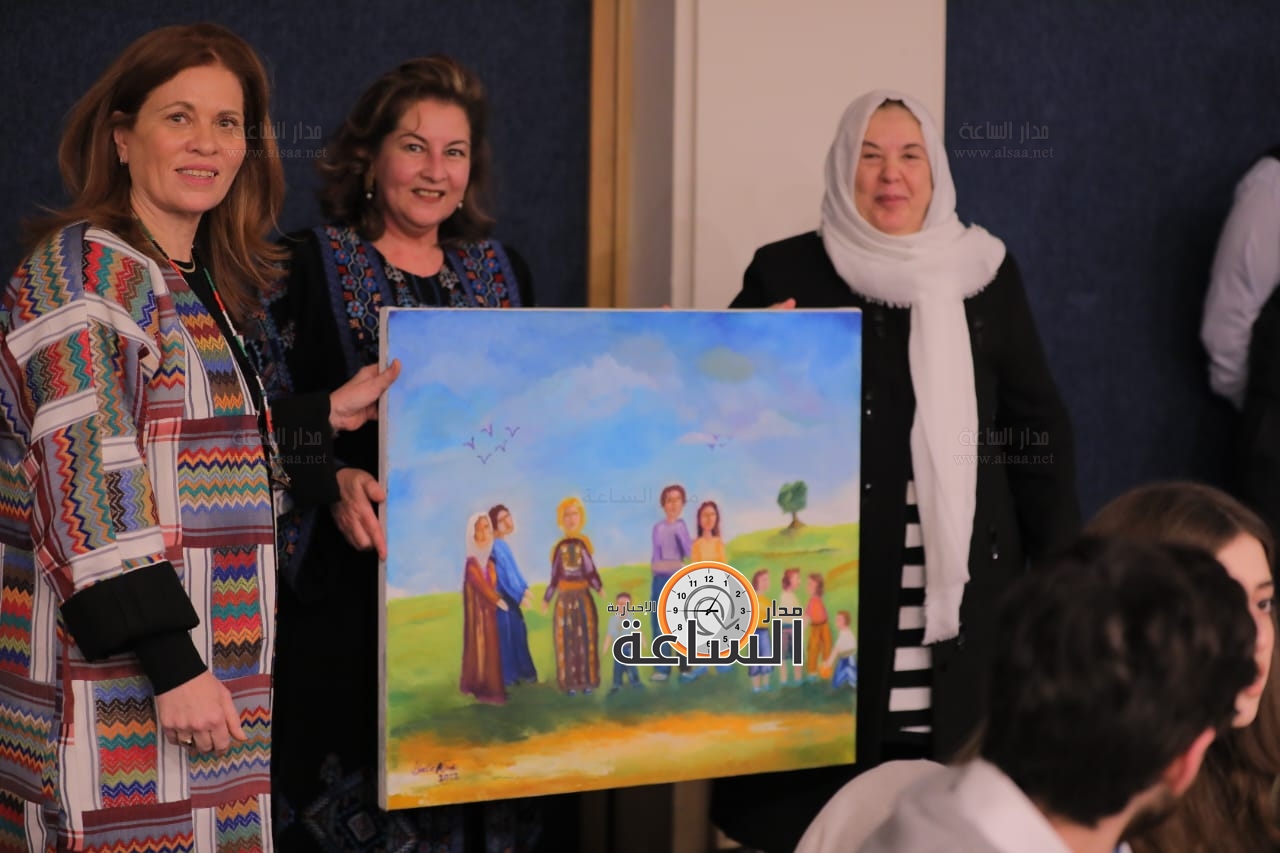 Madar Al-Saa Images 0.8784636096181349