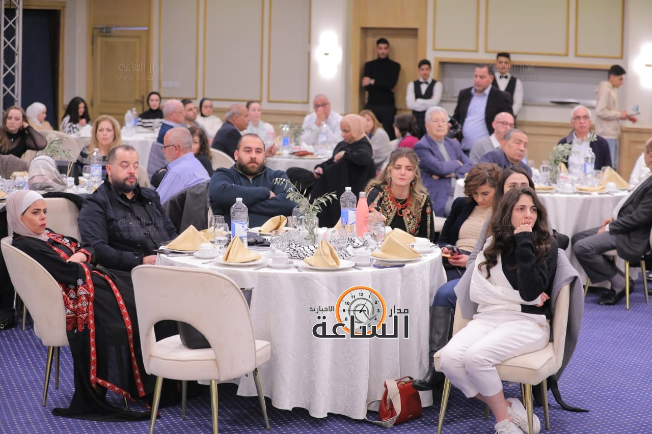 Madar Al-Saa Images 0.6806753531266092