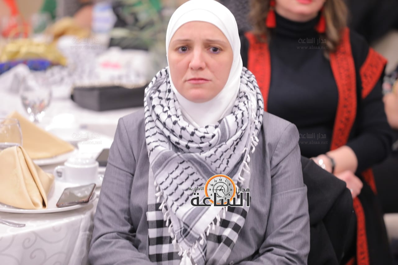 Madar Al-Saa Images 0.7440862747189898