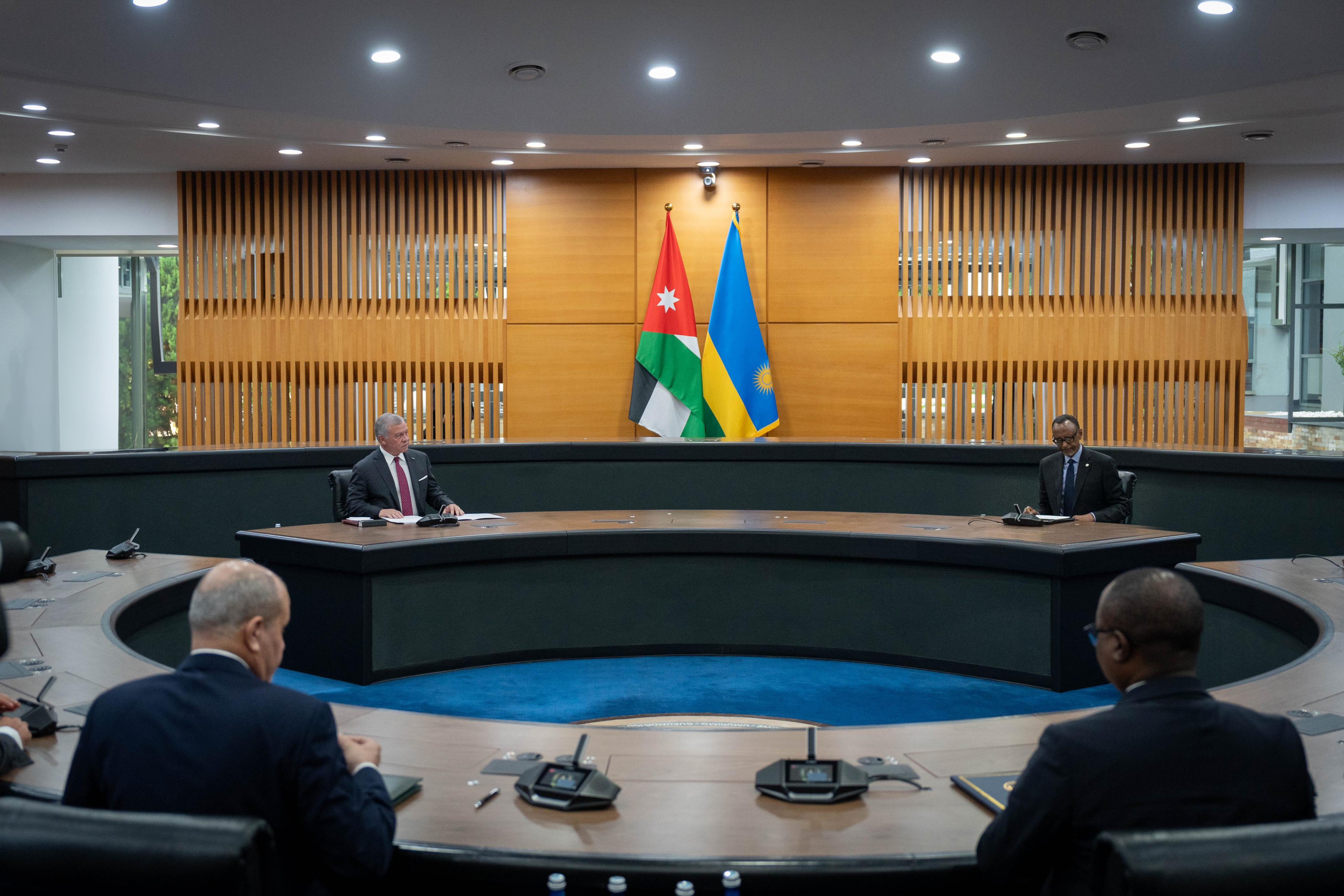 Madar Al-Saa Images 0.4456824951313527