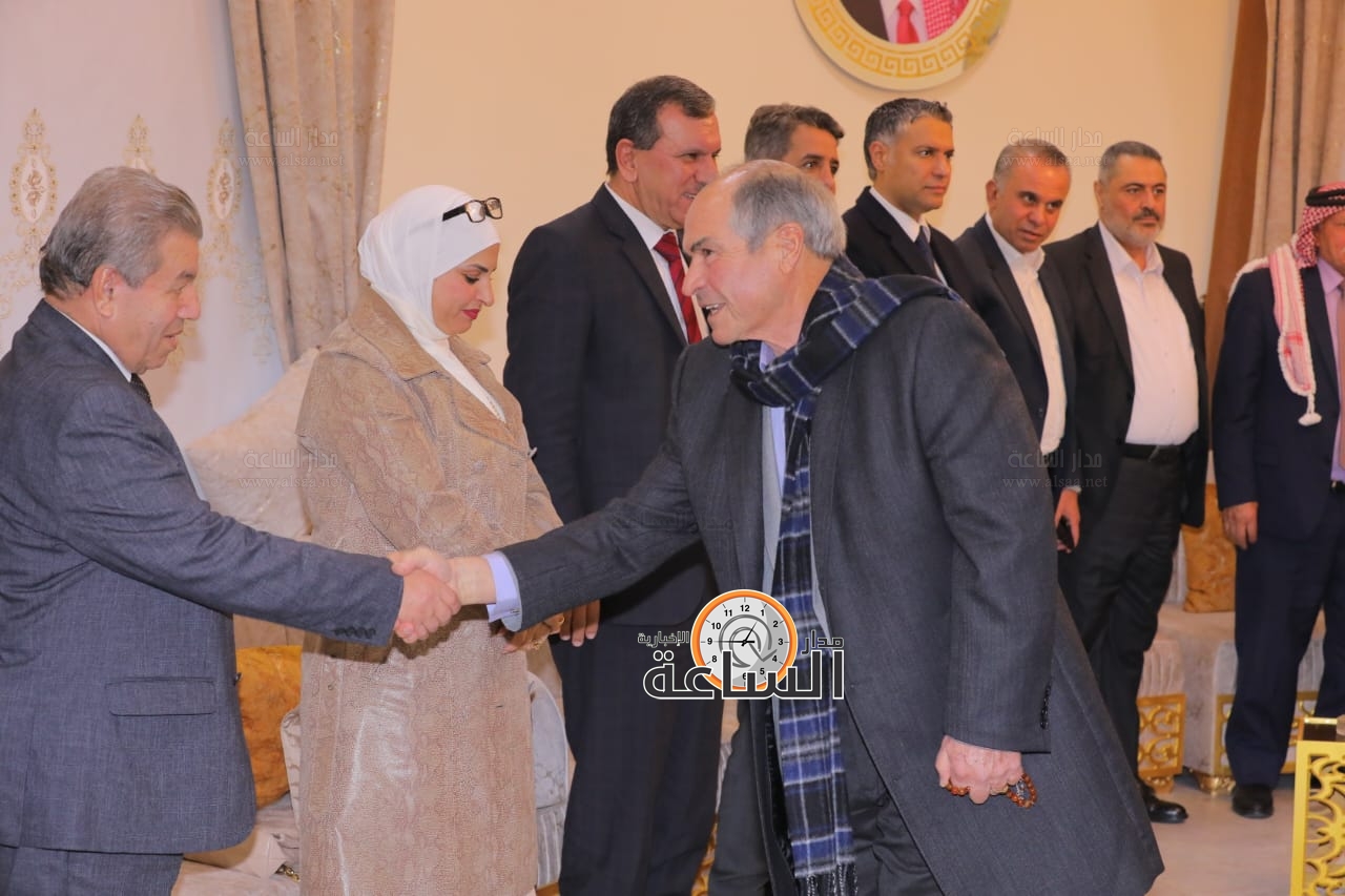 Madar Al-Saa Images 0.6354638002360986