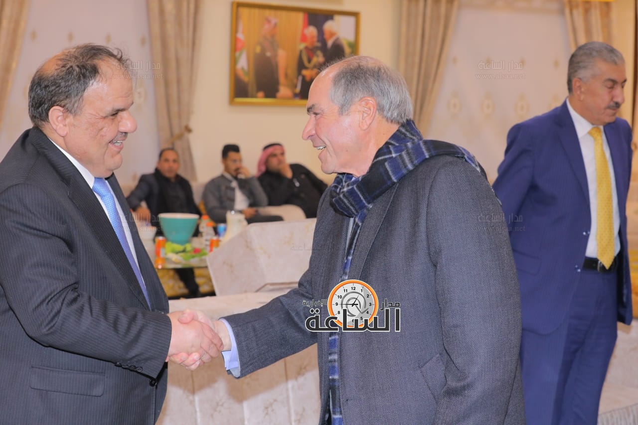 Madar Al-Saa Images 0.5119130482243983