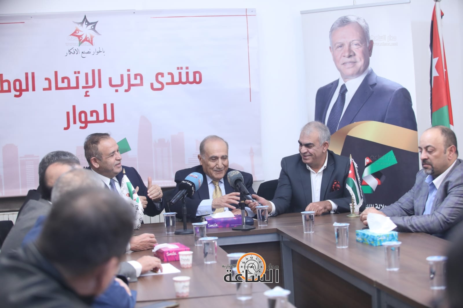 Madar Al-Saa Images 0.8502208099363551