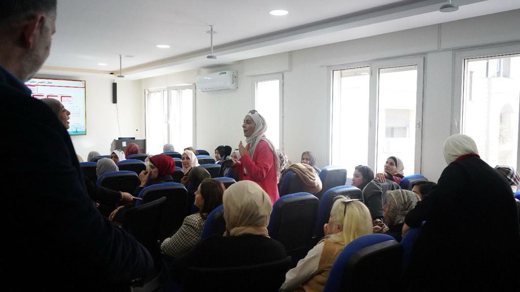 Madar Al-Saa Images 0.6234054164102061