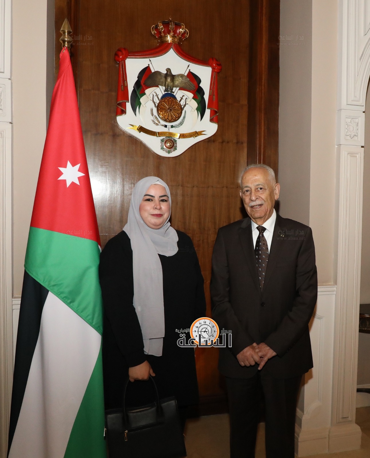 Madar Al-Saa Images 0.1524624379383015