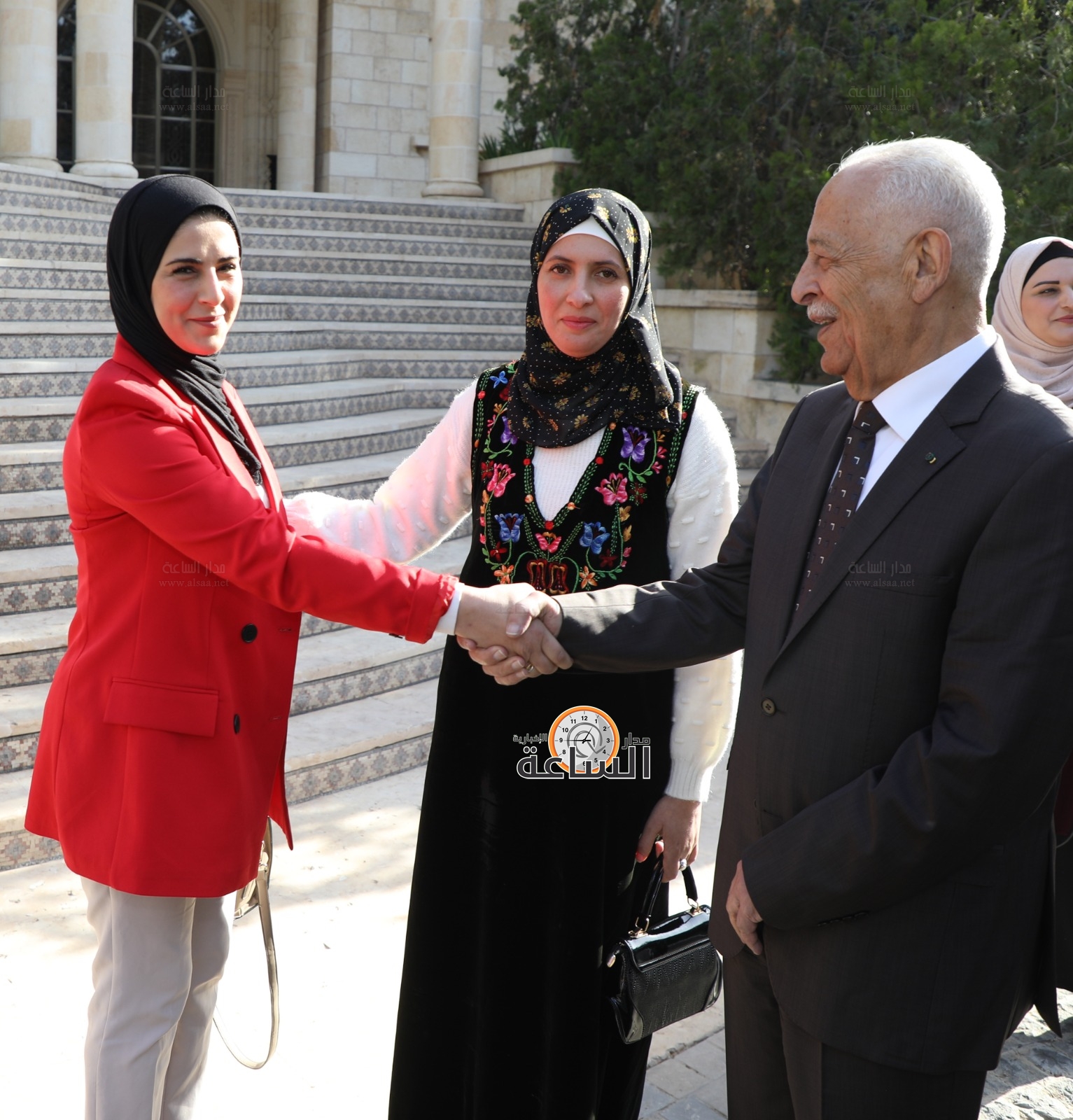 Madar Al-Saa Images 0.11567094965151536