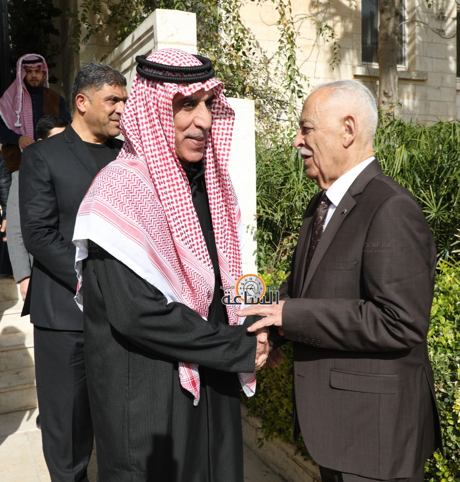 Madar Al-Saa Images 0.7261569485208352