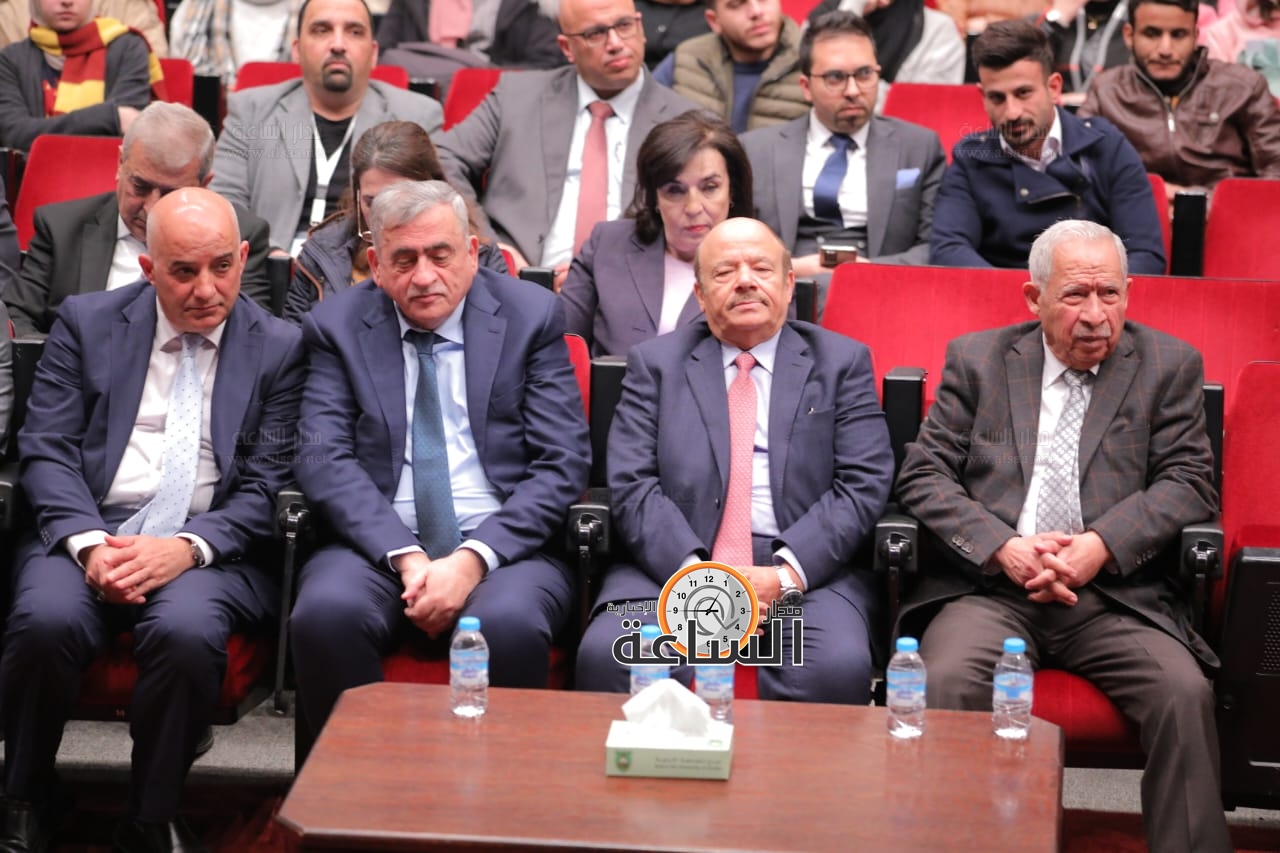 Madar Al-Saa Images 0.9081286825137573