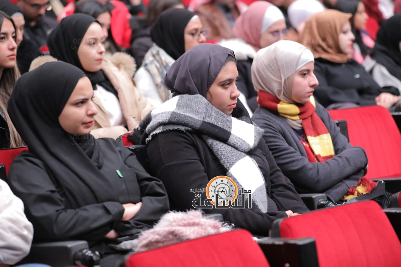 Madar Al-Saa Images 0.6842695647413819