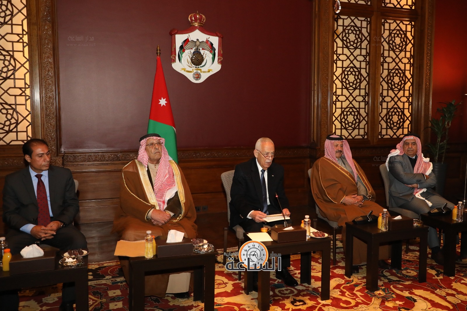 Madar Al-Saa Images 0.28995357012291345