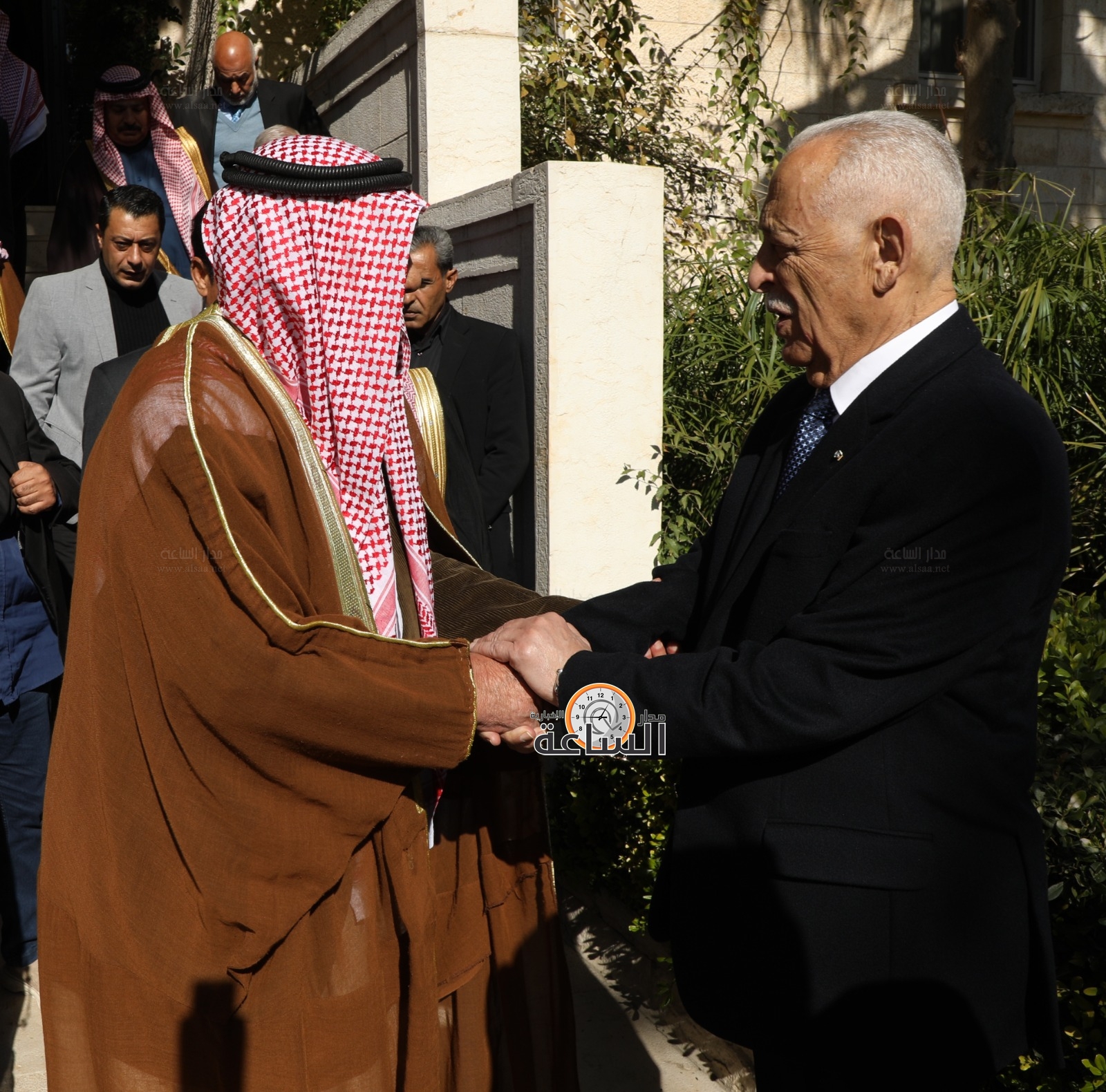 Madar Al-Saa Images 0.42123044742049687