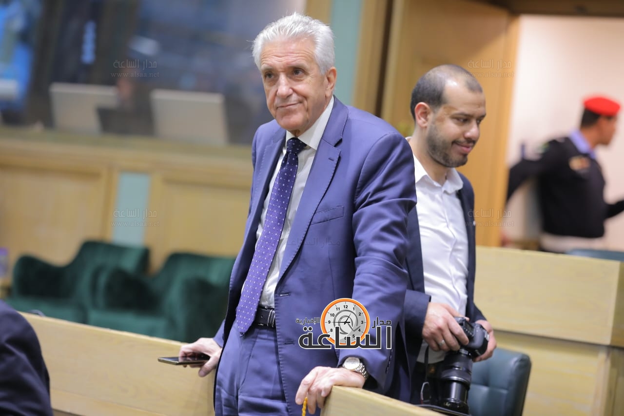 Madar Al-Saa Images 0.6726687424687183