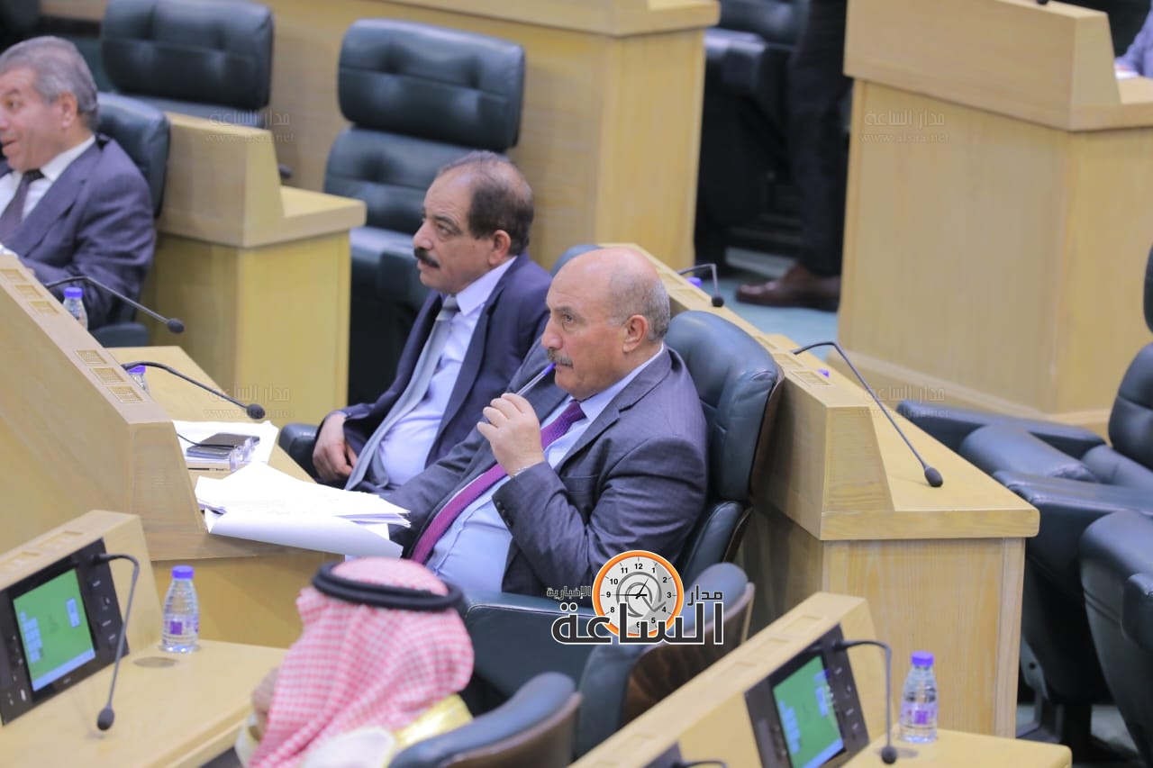 Madar Al-Saa Images 0.7737686184436061