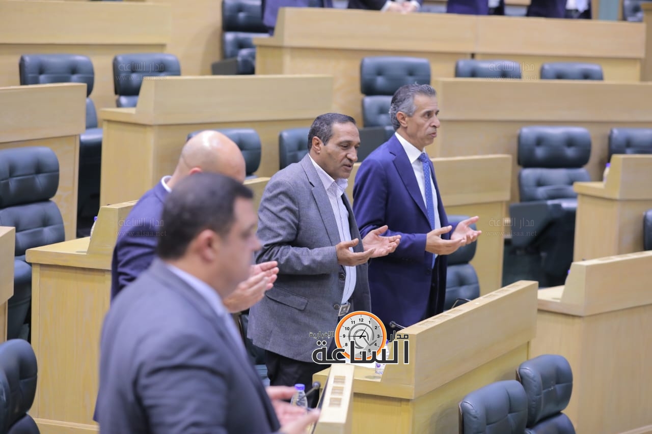 Madar Al-Saa Images 0.8874601138795291