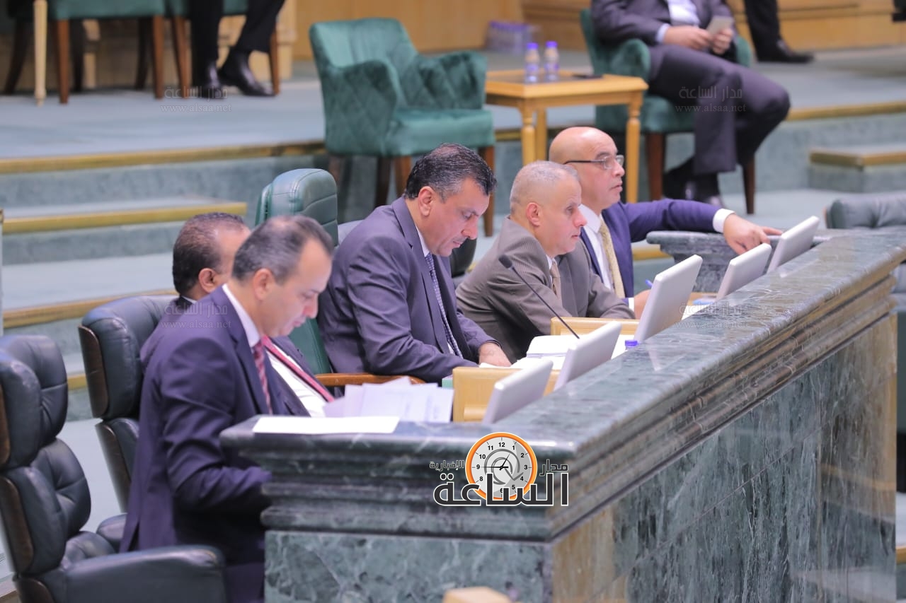 Madar Al-Saa Images 0.5563719376538283