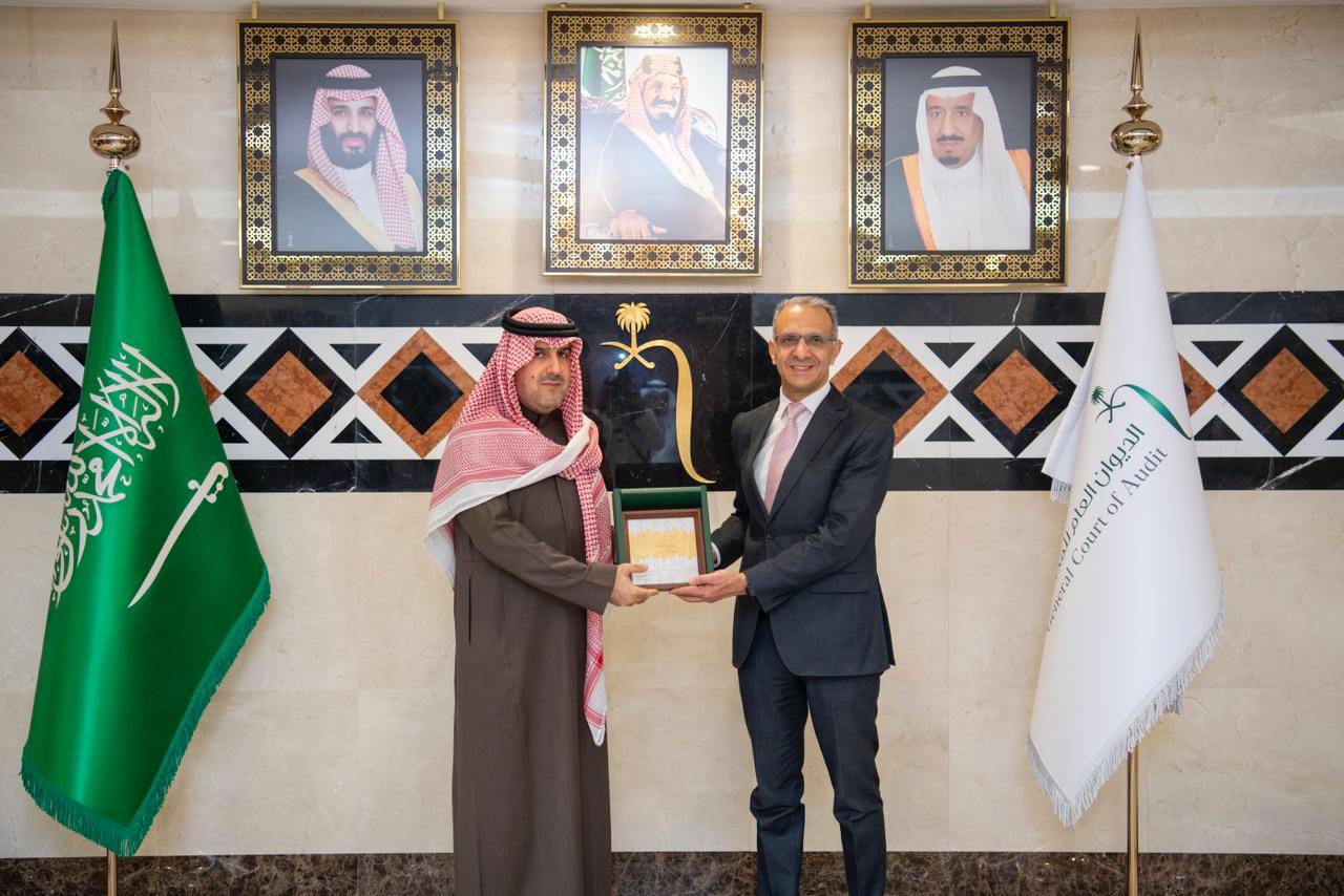 Madar Al-Saa Images 0.34180980913767733