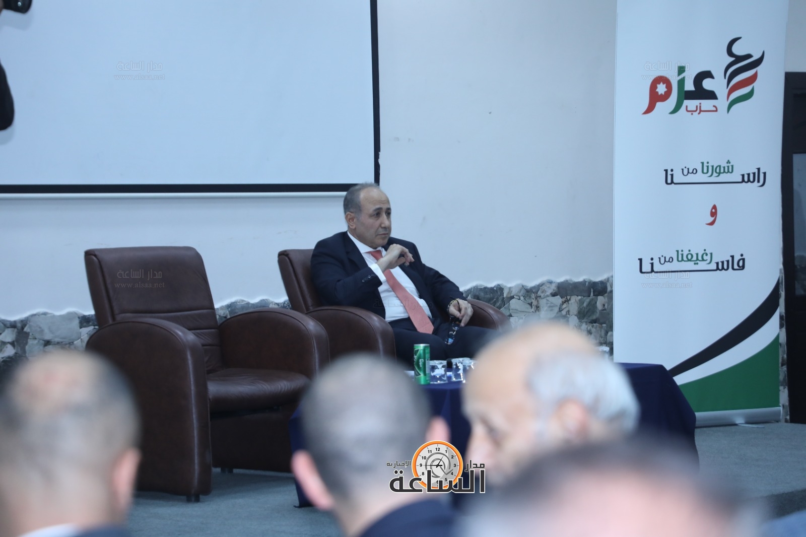 Madar Al-Saa Images 0.78169526829833