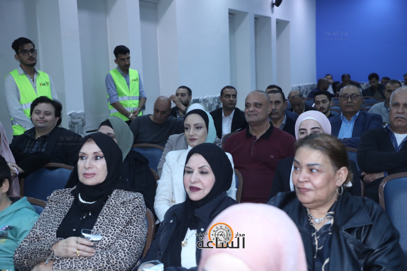 Madar Al-Saa Images 0.3211479146193268