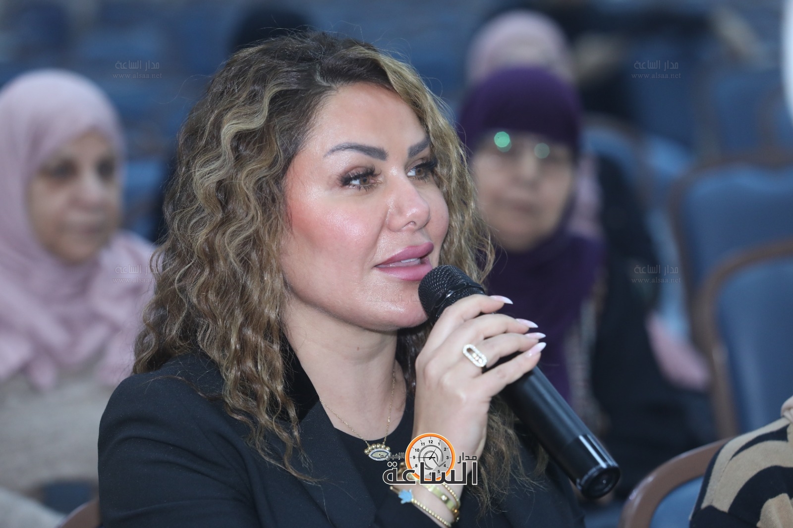 Madar Al-Saa Images 0.624942085622485