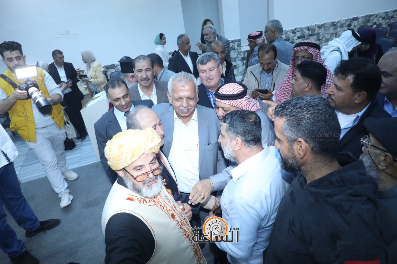 Madar Al-Saa Images 0.5374340311771759